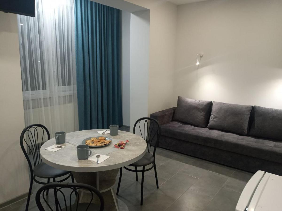 Apartment Edelweiss ウージュホロド エクステリア 写真